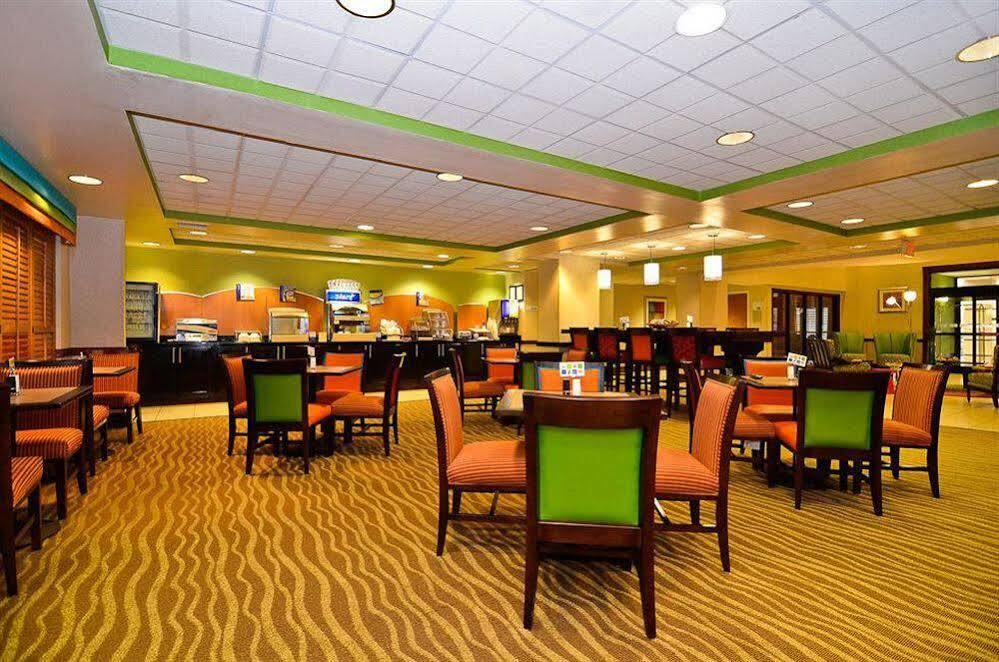 Holiday Inn Express Atlanta - Northeast I-85 - Clairmont Road By Ihg Zewnętrze zdjęcie